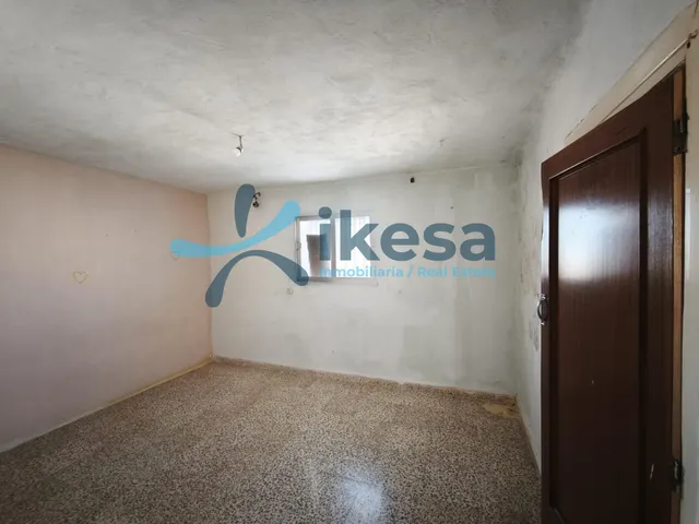Moderno Adosado en Iznalloz - Ideal para Familias — 16