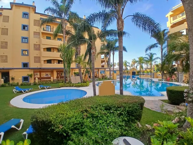Venta de Vivienda y plaza de garaje en San Pedro de Alcántar