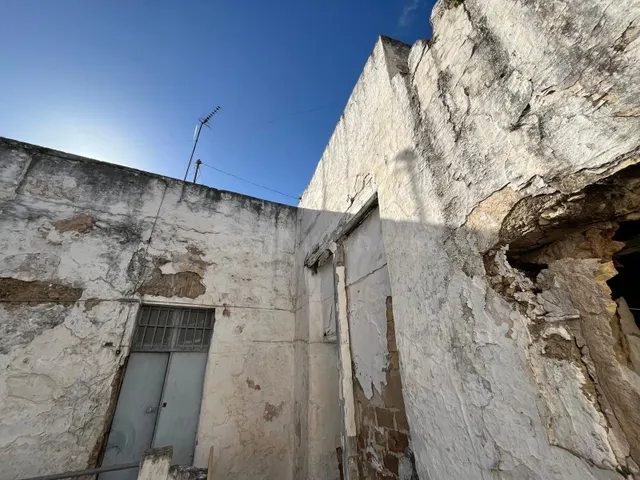 CASA CENTRO DE CHICLANA A RESTAURAR MÁS DE 100 AÑOS. - foto 5