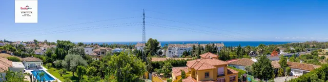 Villas urbanas en Marbella con magnificas vistas al mar. — 14