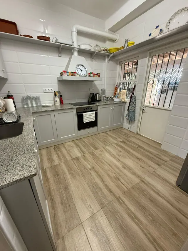 Espectacular vivienda con encanto, amplitud y jardín privado — 33
