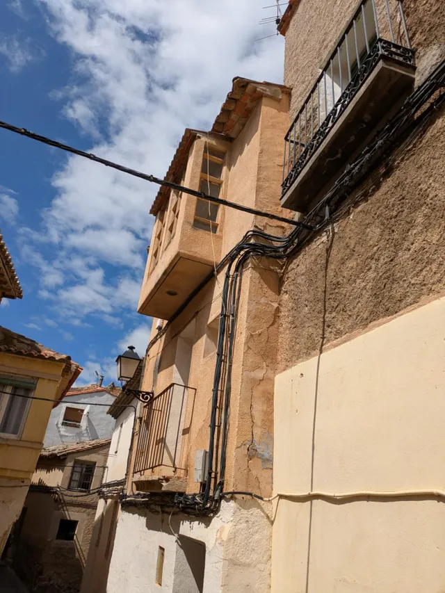CASA DE 316m2 construidos en el bonito pueblo de Moros, proximo a Calatayud — 30