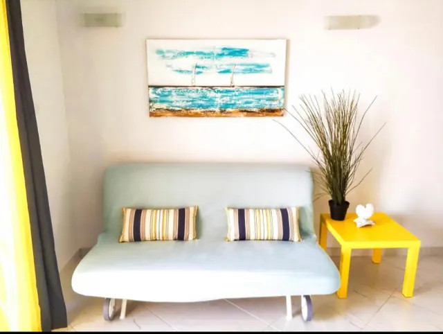 Los Cristianos. Piso 1 habitación en complejo cerrado con piscina — 4