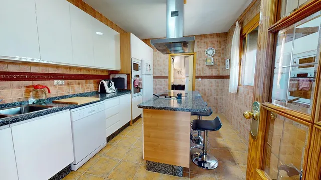 PARCELA EN PROINDIVISO CON VIVIENDA — 39