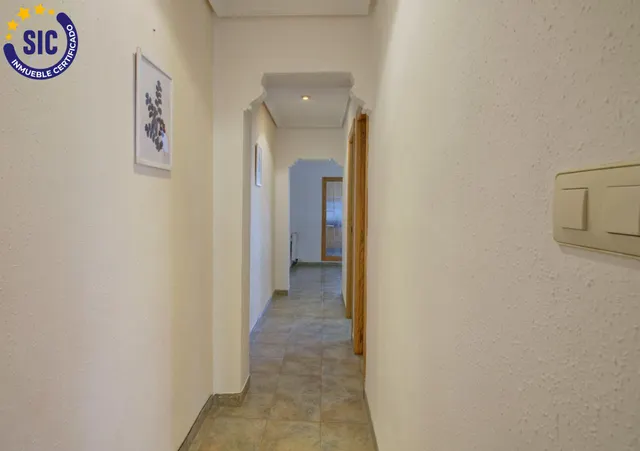Espacio y comodidad en el centro de Almenara — 10
