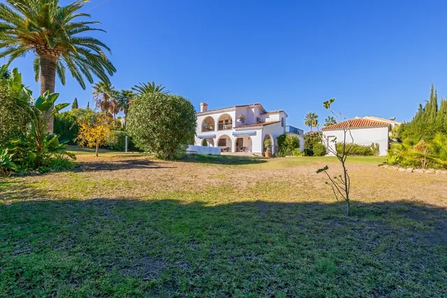 Chalet 5 habitaciones 337m² en venta - Costa Del Sol - foto 3