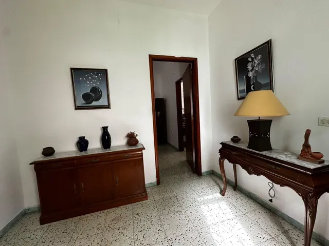 EN CARRIZAL, CASA TERRERA MUY AMPLIA — 24