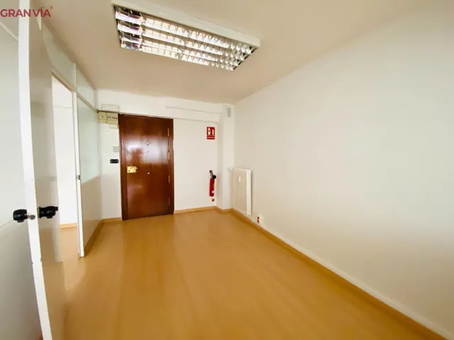 Oficina en el centro de Logroño — 8