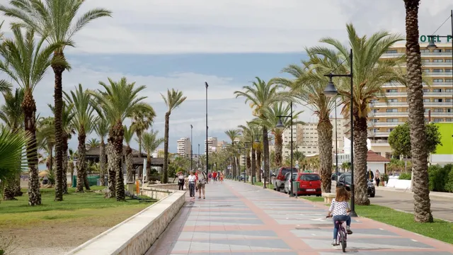 Atico con terraza y vistas al mar en El Pinillo - Torremolinos — 12
