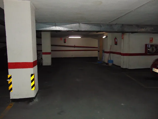 PLAZA DE GARAJE EN VENTA CALLE EDUARDO VICENTE BARRIO SALAMANCA — 3