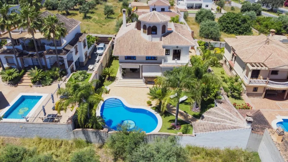 Chalet 6 habitaciones 391m² en venta - Costa del Sol