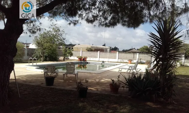 Casa chalet rustica en la zona de Cartuja a 5 mn de jerez — 10