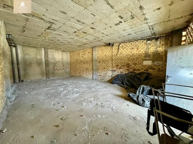 Local comercial 81m² en venta - Centro - foto 4