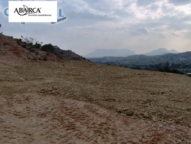 Se vende en San Vicente, zona Moralet (Loma Espí), terreno p