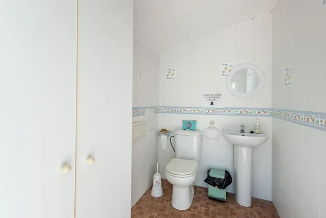 CASA PAREADA EN LA ZUBIA CON PISCINA, ZONA DE BARBACOA Y JARDÍN — 43
