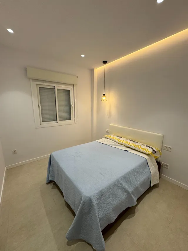 APARTAMENTOS MODERNOS E INDEPENDIENTES TOTALMENTE REFORMADOS — 21