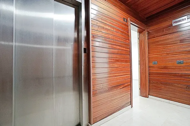 Oficina en venta en C/ León y Castillo, 96 - Las Palmas — 19