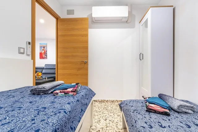 Apartamento con terraza, Alicante, Torrevieja, Playa del Cura. 3 habitaciones, 72 m2, 130 metros del mar — 13