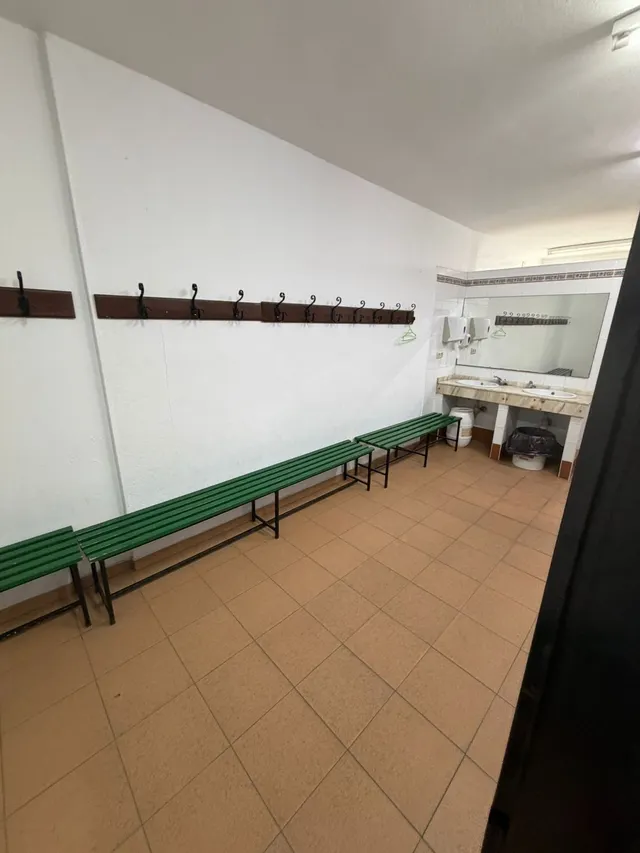 Negocio 461m² en venta - Centro — 25