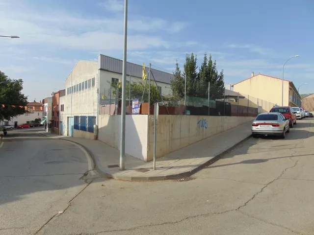PARCELA URBANIZA-BLE EN VENTA — 5