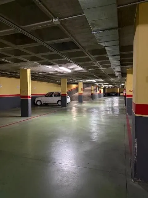 ALQUILER DE APARTAMENTO EN RONDA SUR SIN MUEBLES — 24