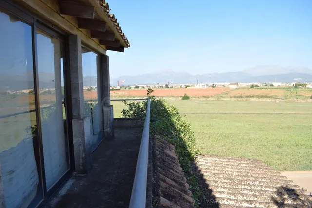 Finca rústica con casa de campo con hermosas vistas a la Ser - foto 5