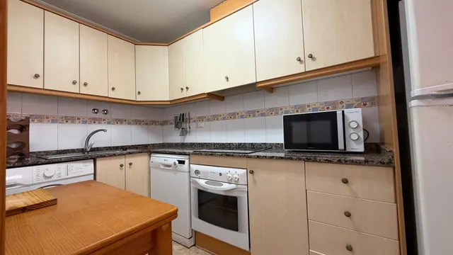Piso en venta en Playa del Acequión (Torrevieja) - 2 habitaciones, vistas al mar, esquina y ascensor — 7