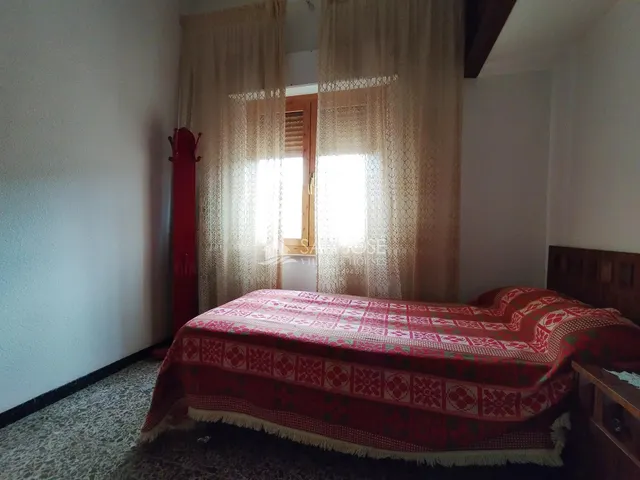 SE VENDE CHALET EN PARCELA URBANA EN LA ROMANA — 16