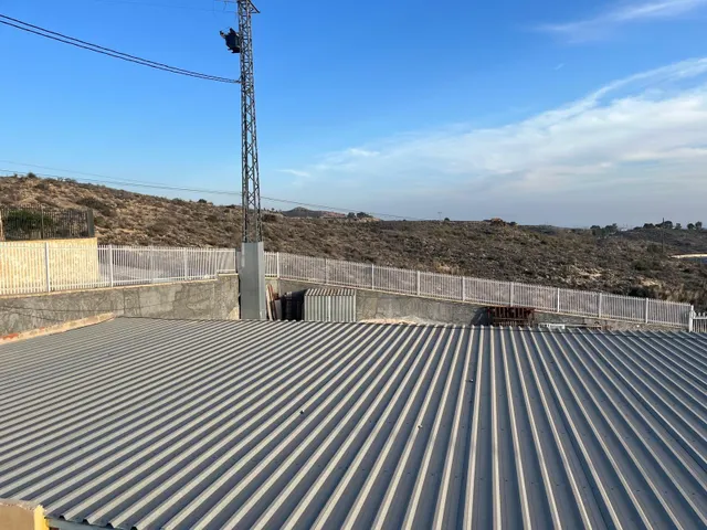 PARCELA CON NAVE EN LA CARRETERA DE ASPE — 10
