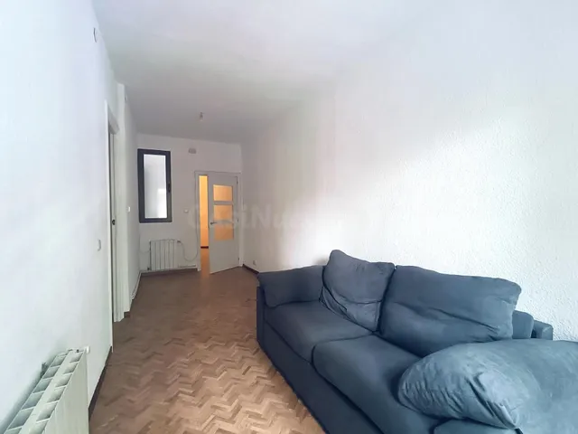 Piso 2 habitaciones 51m² en alquiler - Jerónimos - foto 4