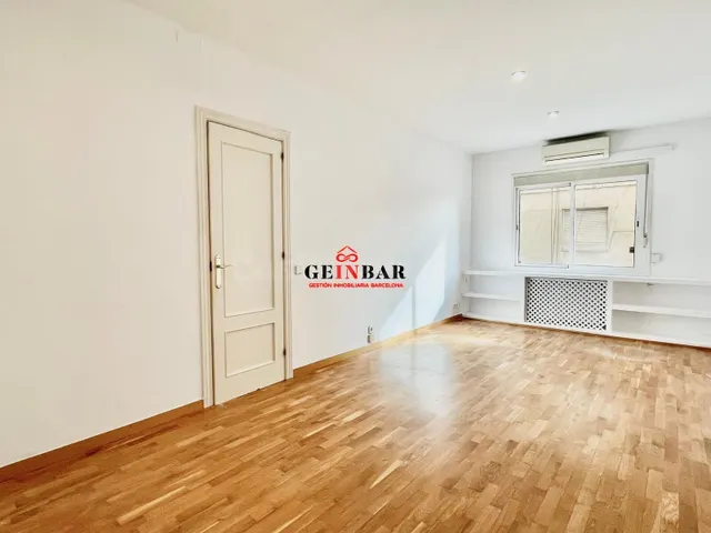 ENCANTADORA VIVIENDA JUNTO A PLAZA KENNEDY — 4
