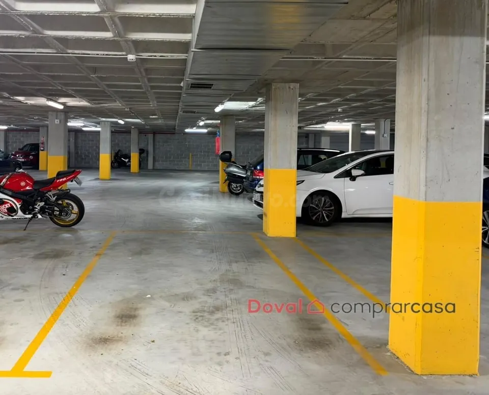 Plaza de garaje en alquiler en el centro de O Porriño | Fácil acceso y maniobrabilidad