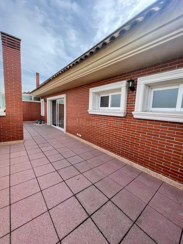 ÁTICO EXCLUSIVO CON VISTAS AL PARDO CON 4 habitaciones. - foto 2
