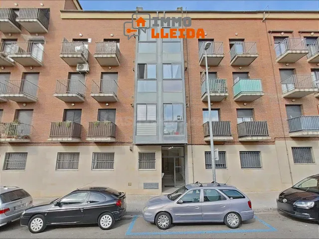 OPORTUNIDAD Piso con parking y trastero en Tàrrega