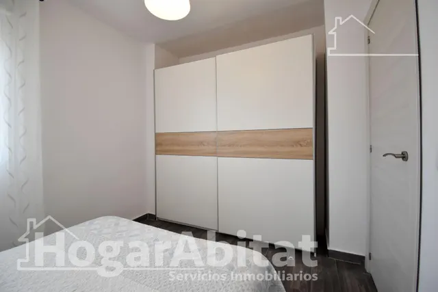 ¡SEGUNDA LÍNEA DE PLAYA! EXTERIOR REFORMADO CON GARAJE, PISCINA Y TERRAZA — 29
