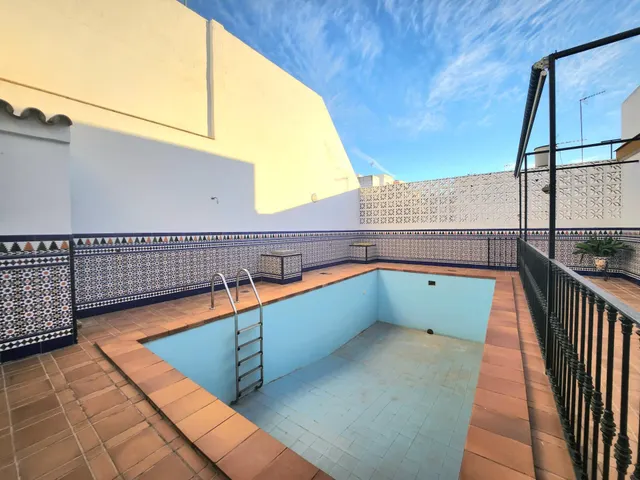 IMPRESIONANTE CASA EN CENTRO DE ALCALA DE UNA SOLA PLANTA CON LOCAL COMERCIAL Y GARAJE. — 7