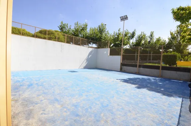 Urbis te ofrece un terreno Urbano en venta en Carrascal de Barregas zona URB. PEÑASOLANA, Salamanca. — 5