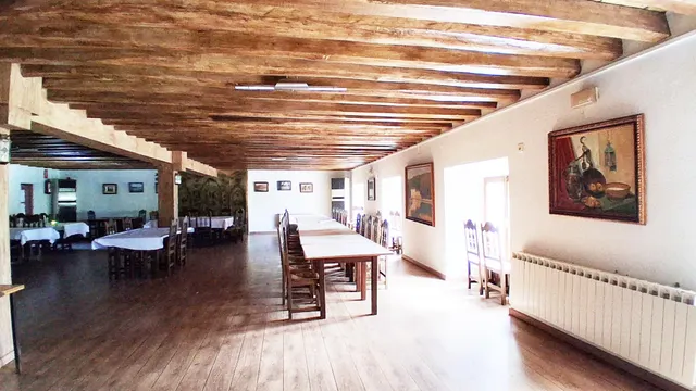 Urbis te ofrece un hotel en venta en Ciudad Rodrigo, Salamanca. — 49