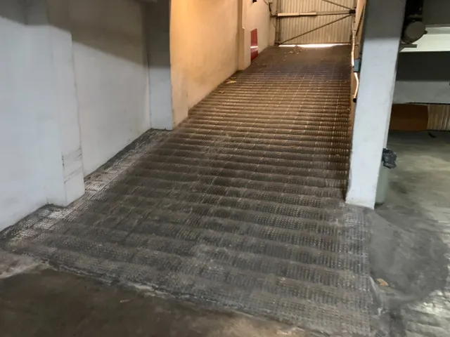PLAZA DE PARKING  PARA MOTO — 5