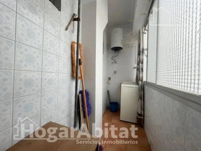 Espacio y luminosidad con infinitas posibilidades en este amplio piso exterior con balcón y trastero — 28