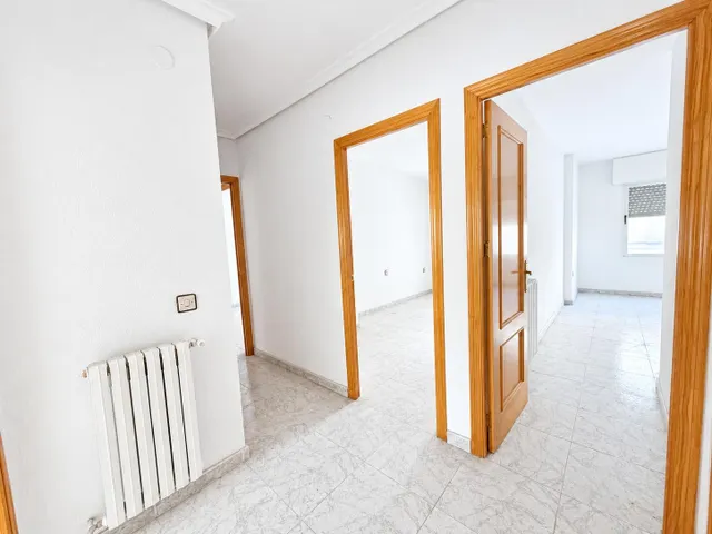 Luminosa vivienda en uno de los edificios más emblemáticos de la gran vía de Caravaca de la Cruz — 23