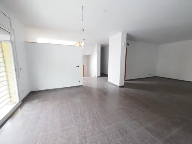 SE VENDA CASA UNIFAMILIAR EN CUBELLES, ZONA MAS TRADER — 4