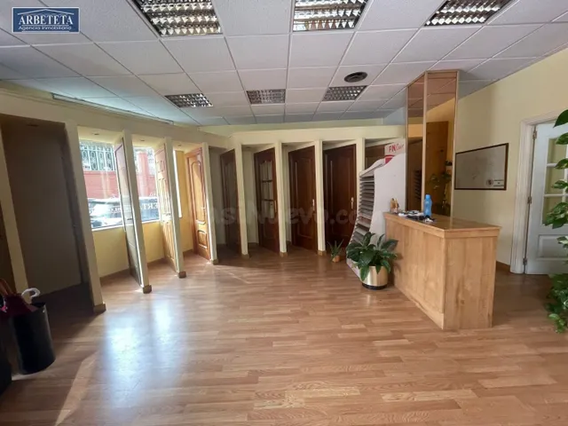 Se alquila local comercial en la zona del Amparo, Guadalajar