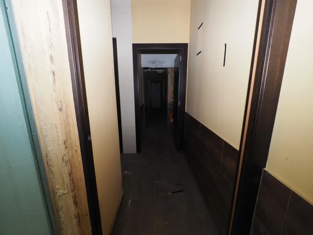 SE VENDE LOCAL COMERCIAL EN TERRASSA, ZONA CENTRO — 12