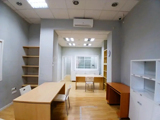 Amplia Oficina en La Cemba, Ponferrada