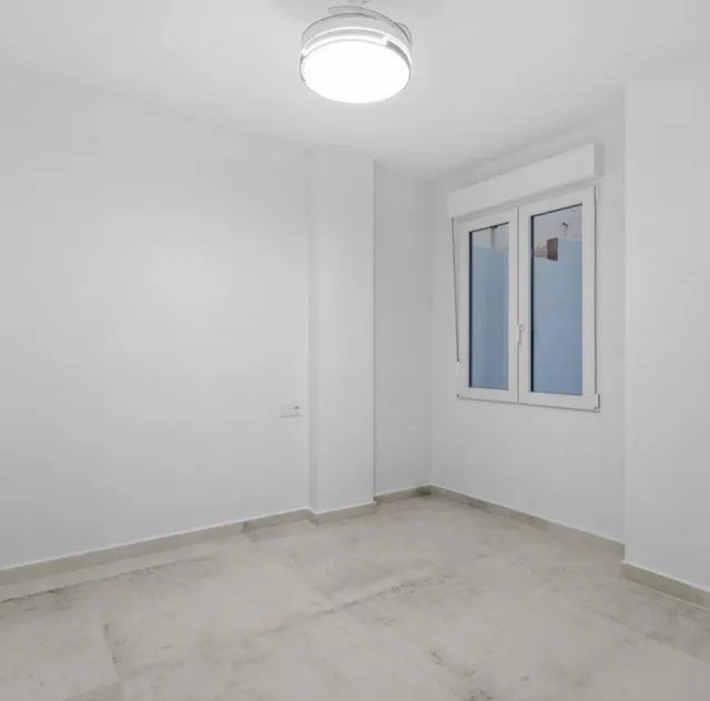 GRAN APARTAMENTO EN TORREVIEJA: 3 HAB, 2 BAÑO — 11