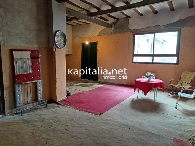CASA A LA VENTA EN PUEBLO PEQUEÑO Y TRANQUILO LLAMADO ALFAFARA — 16