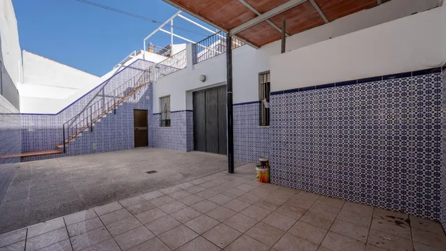 Amplio Adosado en Ayamonte - Oportunidad Única — 27