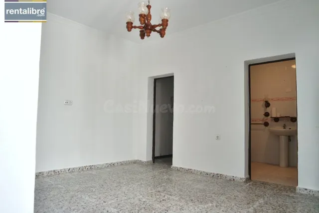 OPORTUNIDAD. CASA DE UNA SOLA PLANTA CON SOLARIUM AZOTEA DE  - foto 5