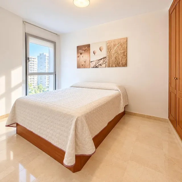 EXCLUSIVA VIVIENDA DE 135 m2 CON 3 habitaciones, GARAJE INCLUIDO Y ZONAS AJARDINADAS EN PENYA-ROJA – AVENIDA DE FRANCIA — 3